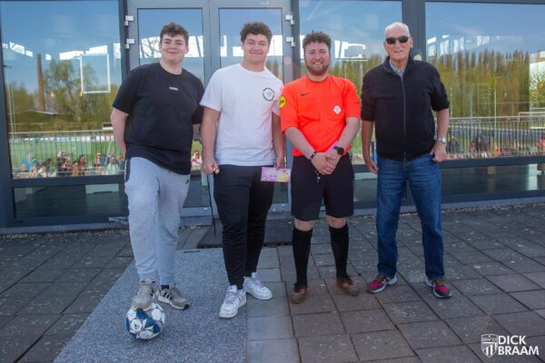 Schoolvoetbal 't Laag-2333