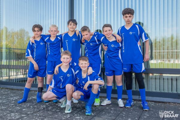 Schoolvoetbal 't Laag-2355