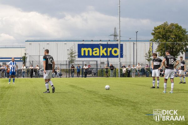 Blauw Wit1-DDV1-6196