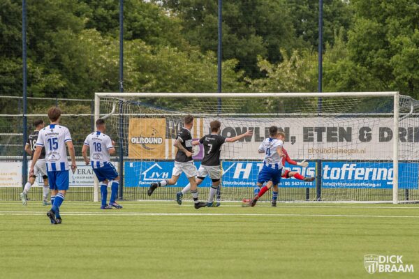 Blauw Wit1-DDV1-6257