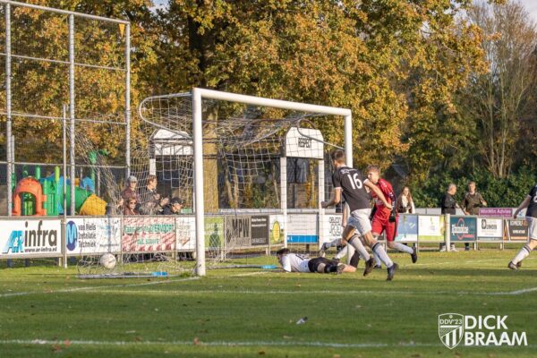 Overasseltse Boys1-DDV1-7837