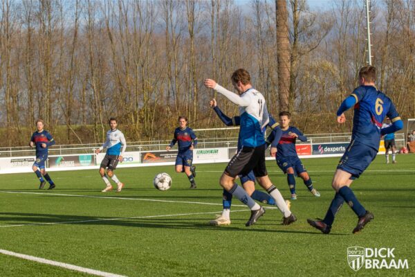 DDV1-WVW1-8142