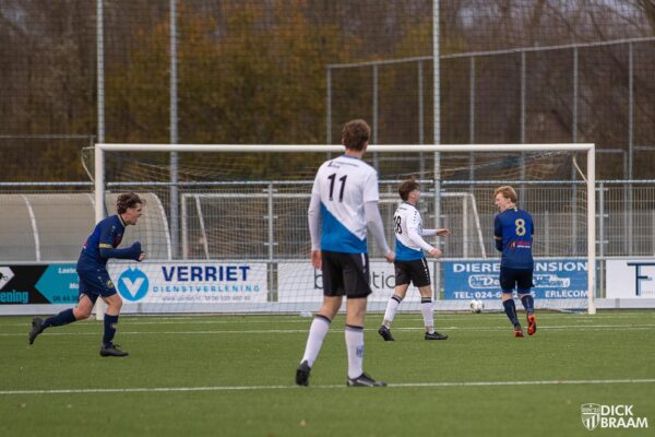 DDV1-WVW1-8272